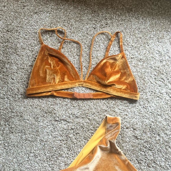 Gold Velour Bodysuit + Bralette - Picture 5 of 9